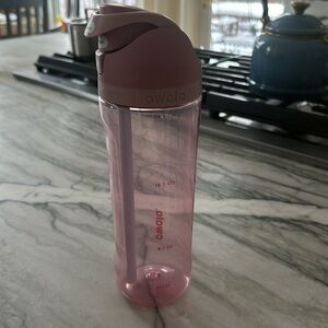 Owala Tritan 24 Rose water bottle